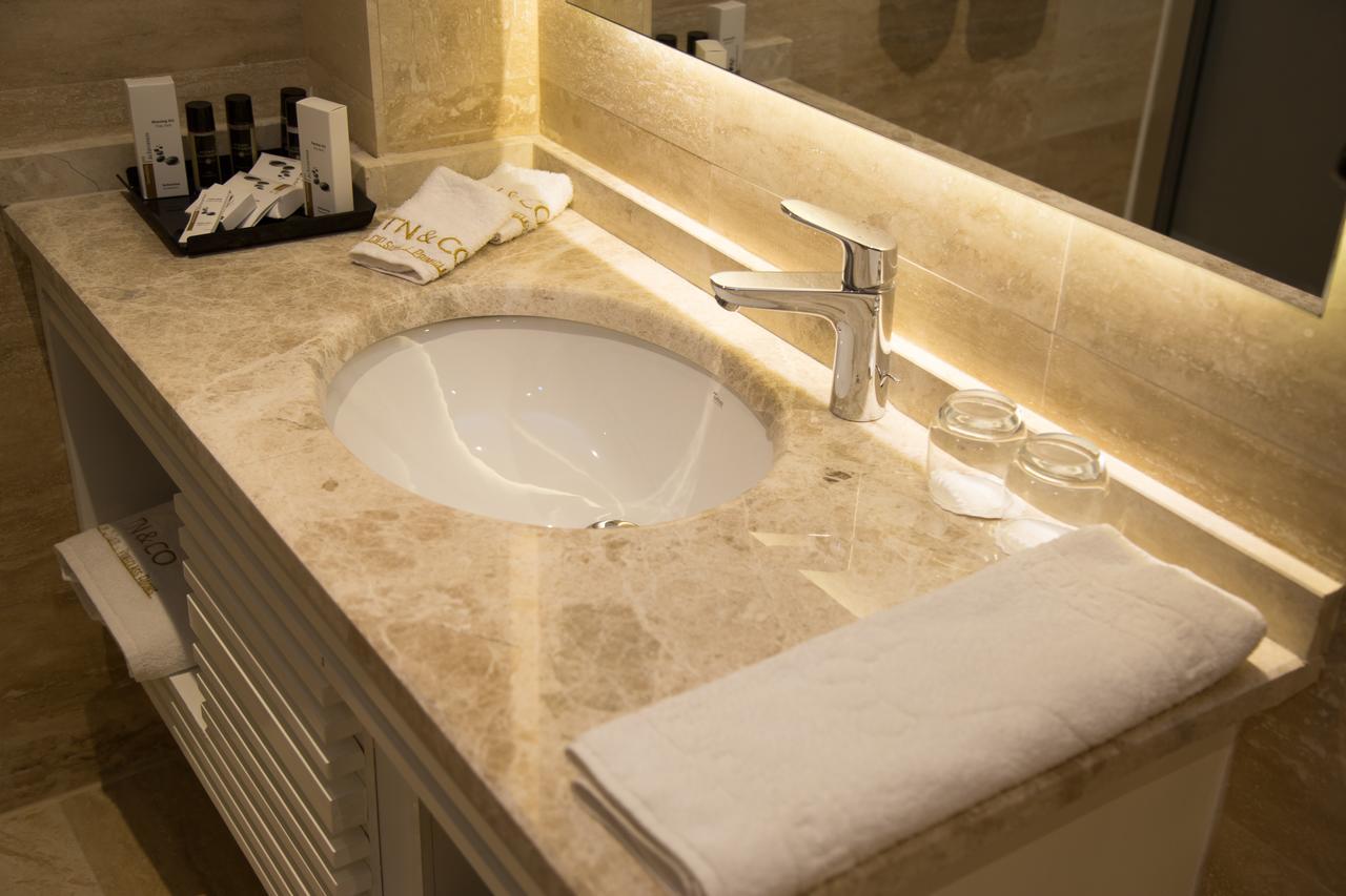Tn&Co Exclusive Cip Suites And Primeclass Rooms (Adults Only) Muğla Esterno foto